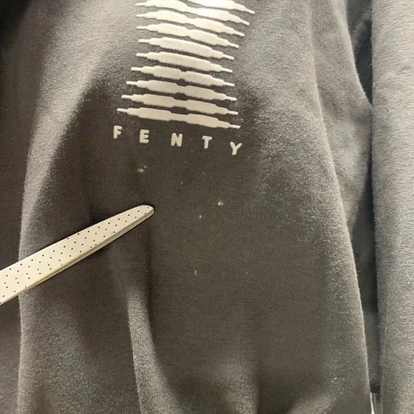 Savage X Fenty Bath Robe Forever Savage Showgirl Short Hooded Belted Gray XS S - Picture 11 of 13